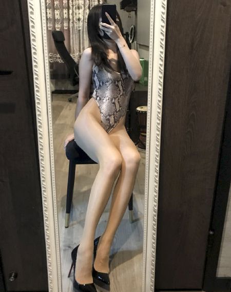 年轻姐妹_高清免费HD高清完整电影
