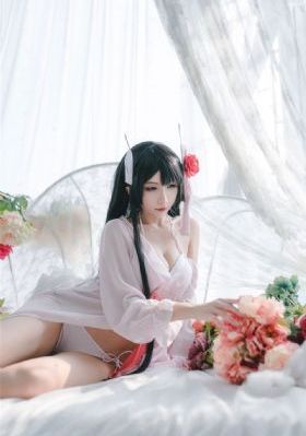 草莓视频在线观看网站_十万网红美女美酱